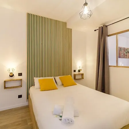 公寓 Pour 6 Au Coeur D'antibes