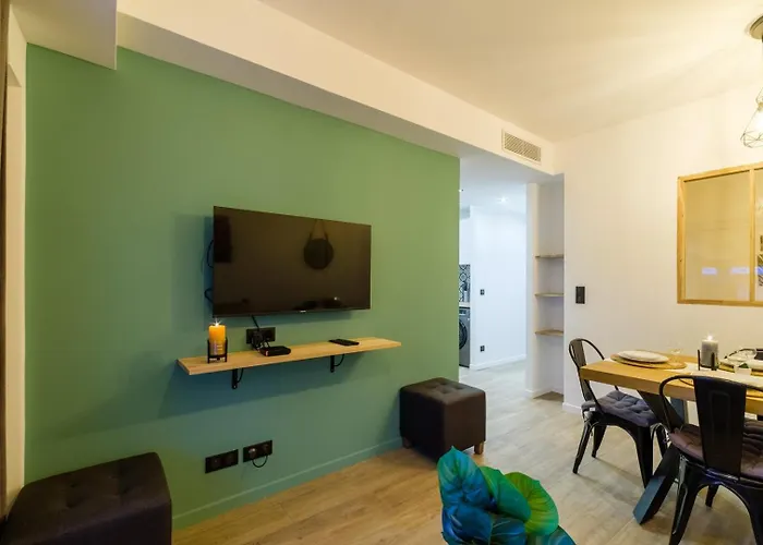 Pour 6 Au Coeur D'antibes