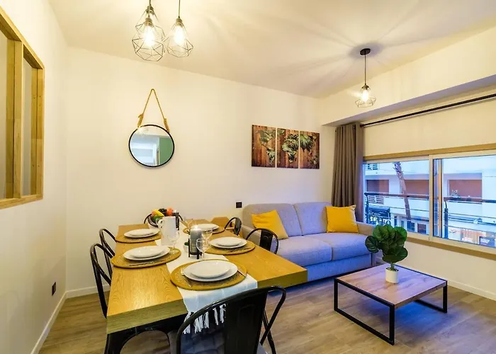 Apartament Pour 6 Au Coeur D'antibes *