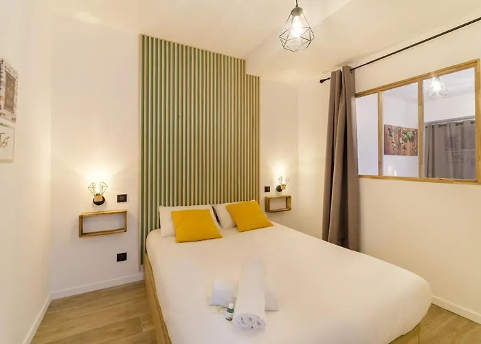 Apartament Pour 6 Au Coeur D'antibes